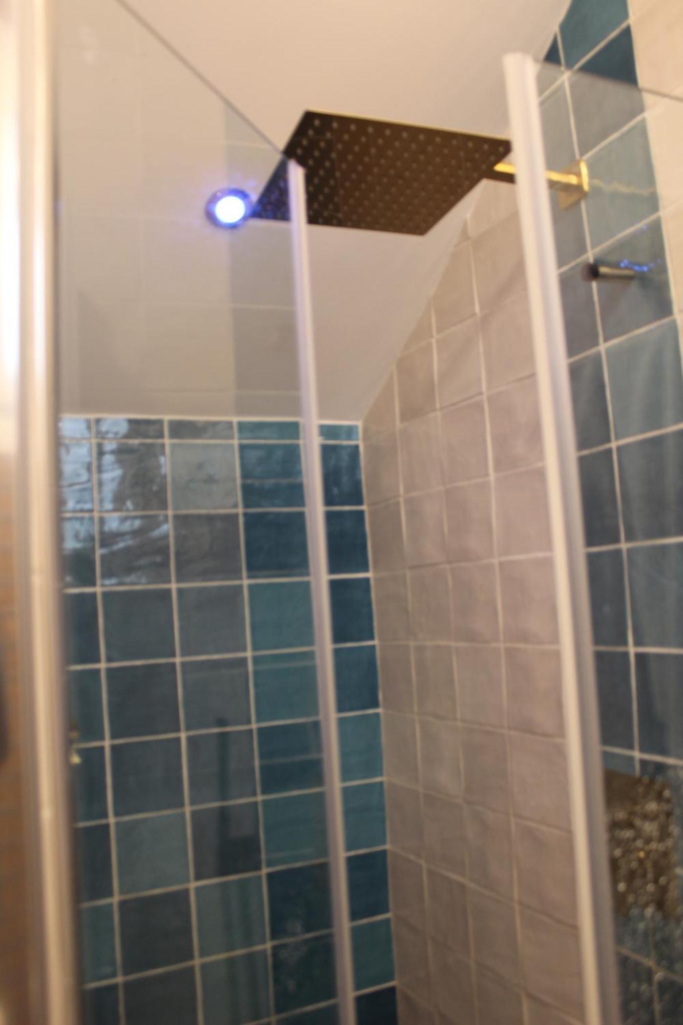 Iyourbasics Lovely Studio Hinestrosa 23 Free Wifi&Ac Málaga Eksteriør bilde