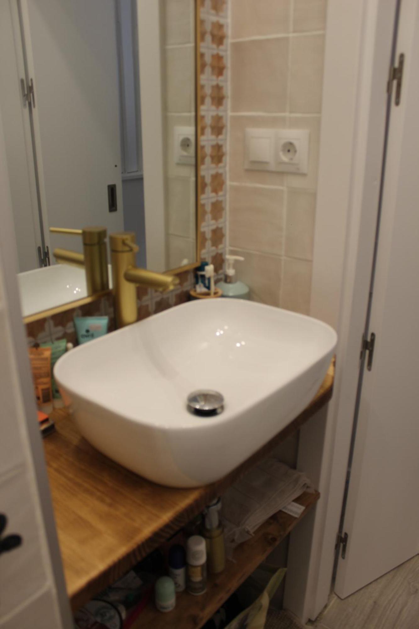 Iyourbasics Lovely Studio Hinestrosa 23 Free Wifi&Ac Málaga Eksteriør bilde